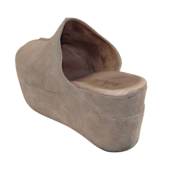 Chocolat Blu Wynn Camel Suede Peek Toe Wedge Mule Sandal, Size 6.5 - Picture 5 of 8